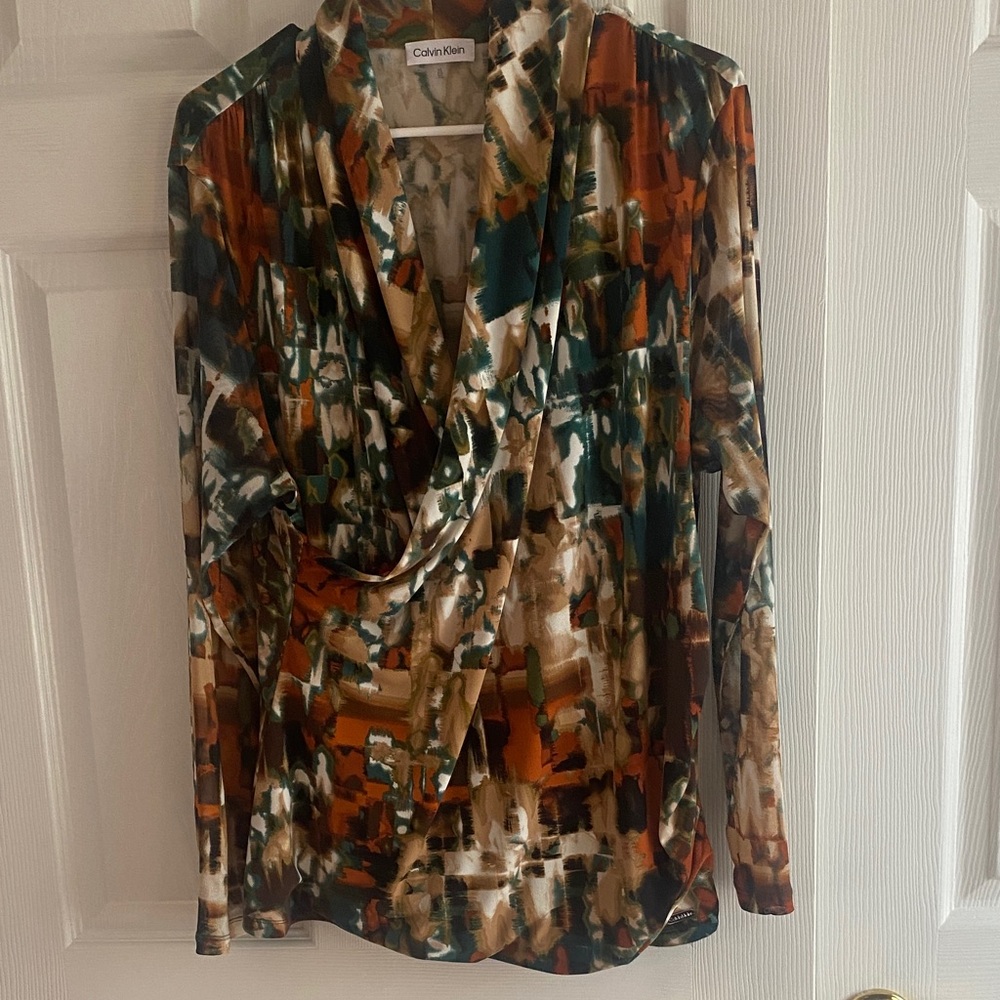 Calvin Klein Womens Plus XL Abstract Draped V-Neck Blouse in Teal, Rust, Cream